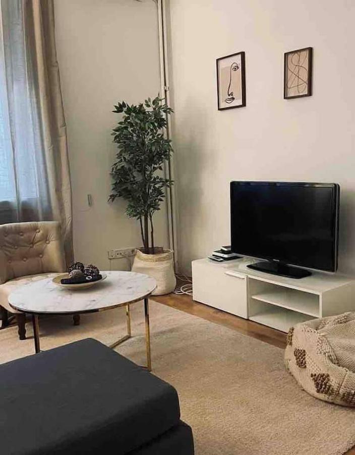 מדריד Excelente Piso De 3 Habitaciones En La Latina מראה חיצוני תמונה