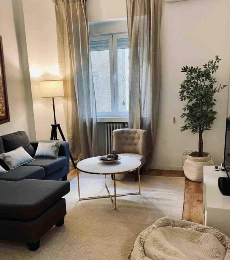 מדריד Excelente Piso De 3 Habitaciones En La Latina מראה חיצוני תמונה
